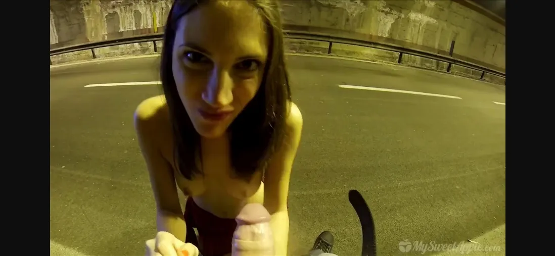 Ren'Py Abandoned J.S.P.G. [Day 3] [NikitaGames96] | Free Adult Games